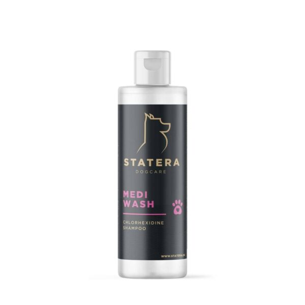 Statera Dogcare Medi Wash – Clorhexidin Shampoo 250ml til hunde og katte. Hvid bøtte med logo