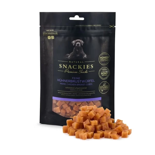 snackies kyllingebryst cubes 90 g godbidder til hunde i sort pose
